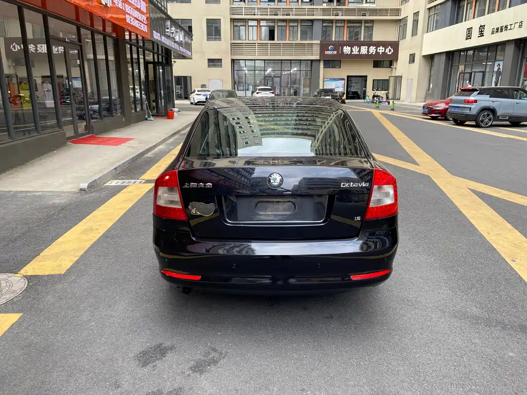 SKODA OCTAVIA 2012