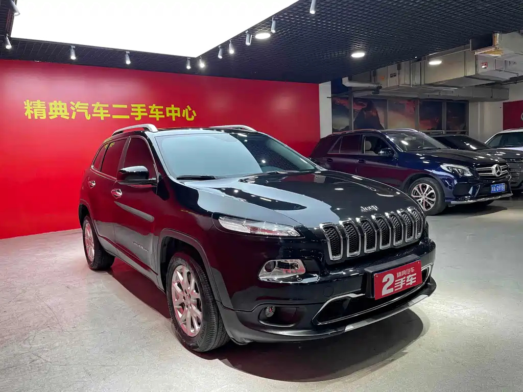 JEEP CHEROKEE 2020