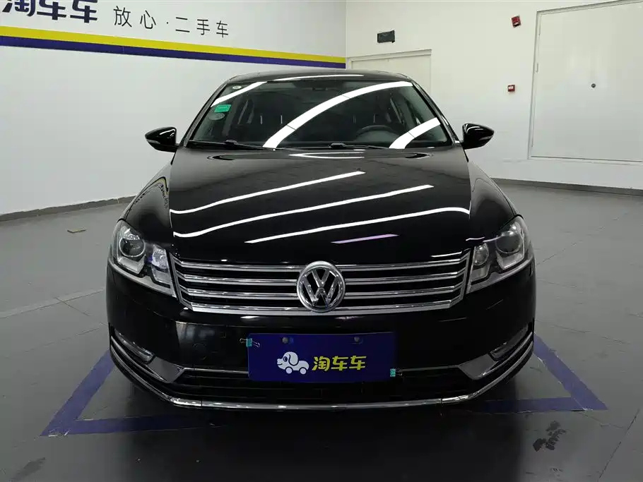 VOLKSWAGEN MAGOTAN 2015