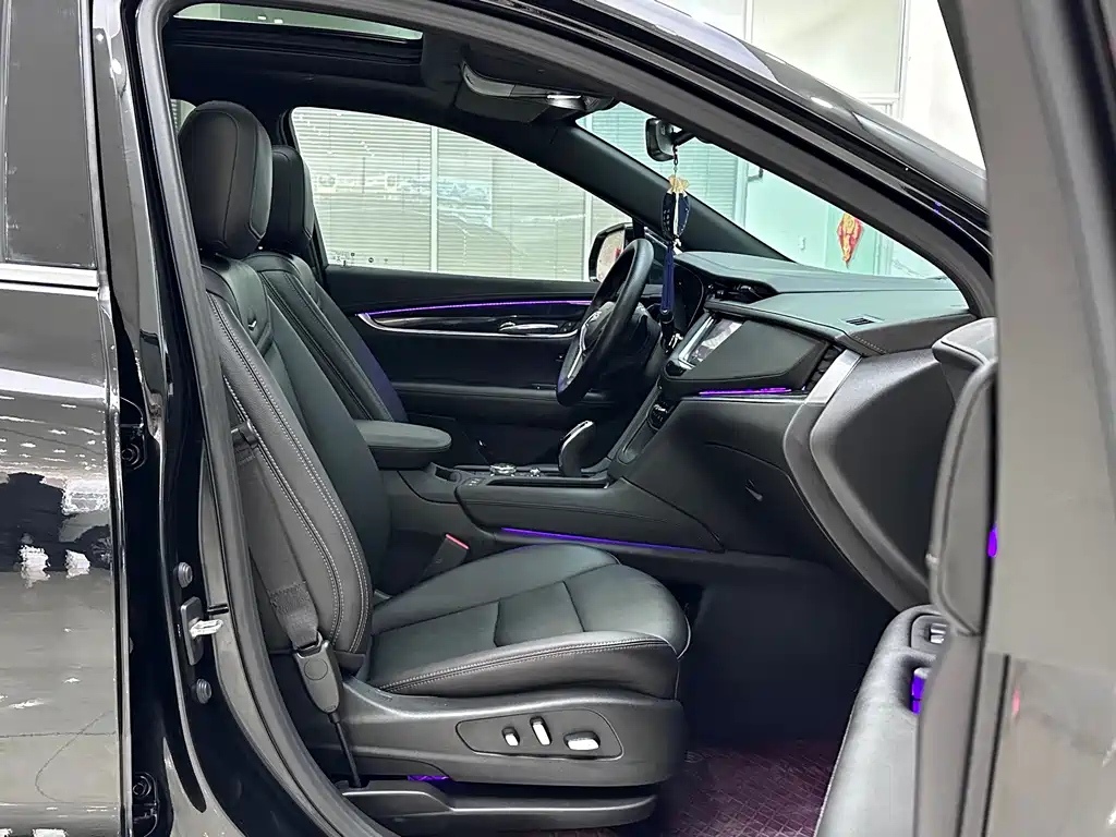 CADILLAC XT5 2022
