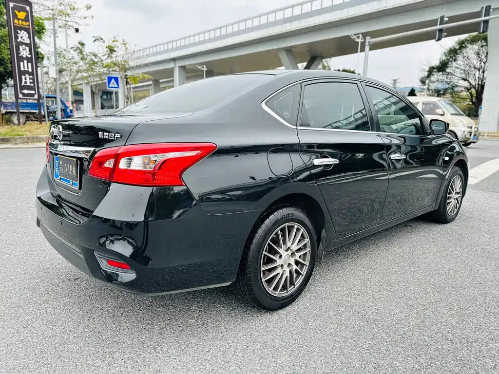 NISSAN SYLPHY 2021