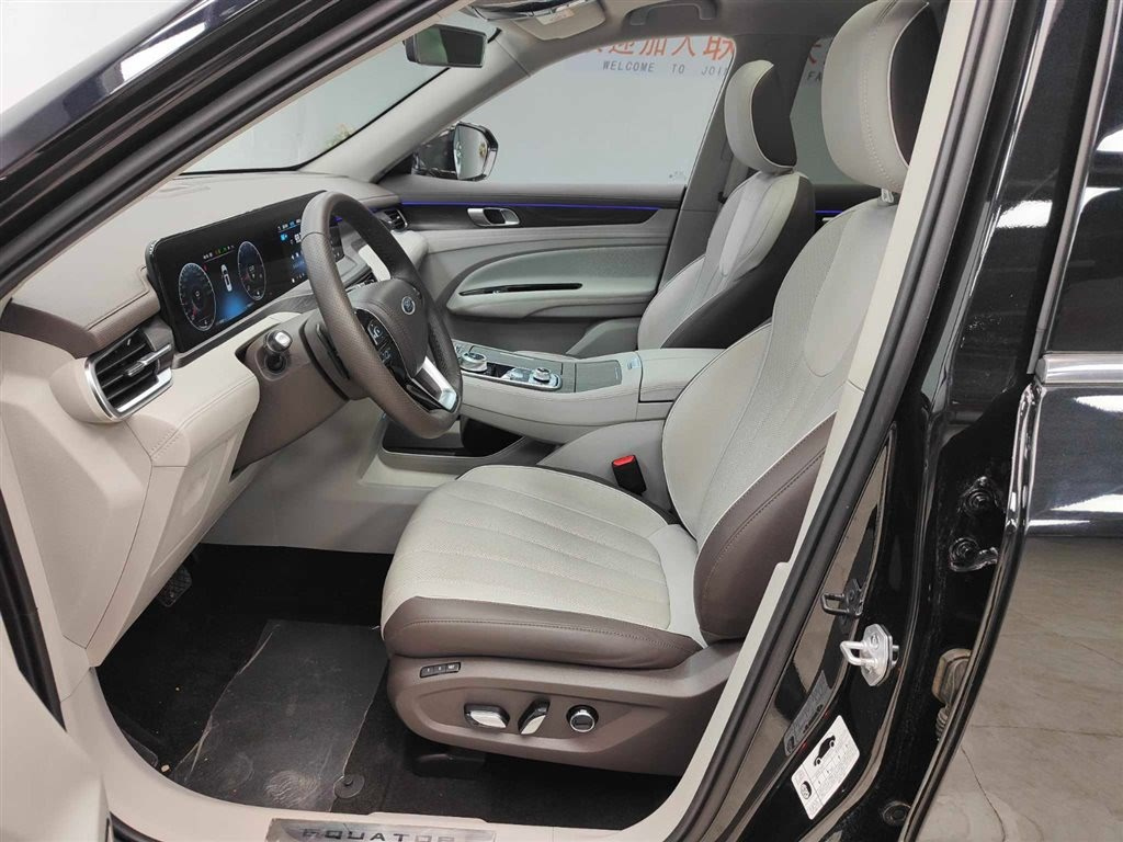 FORD EQUATOR 2023