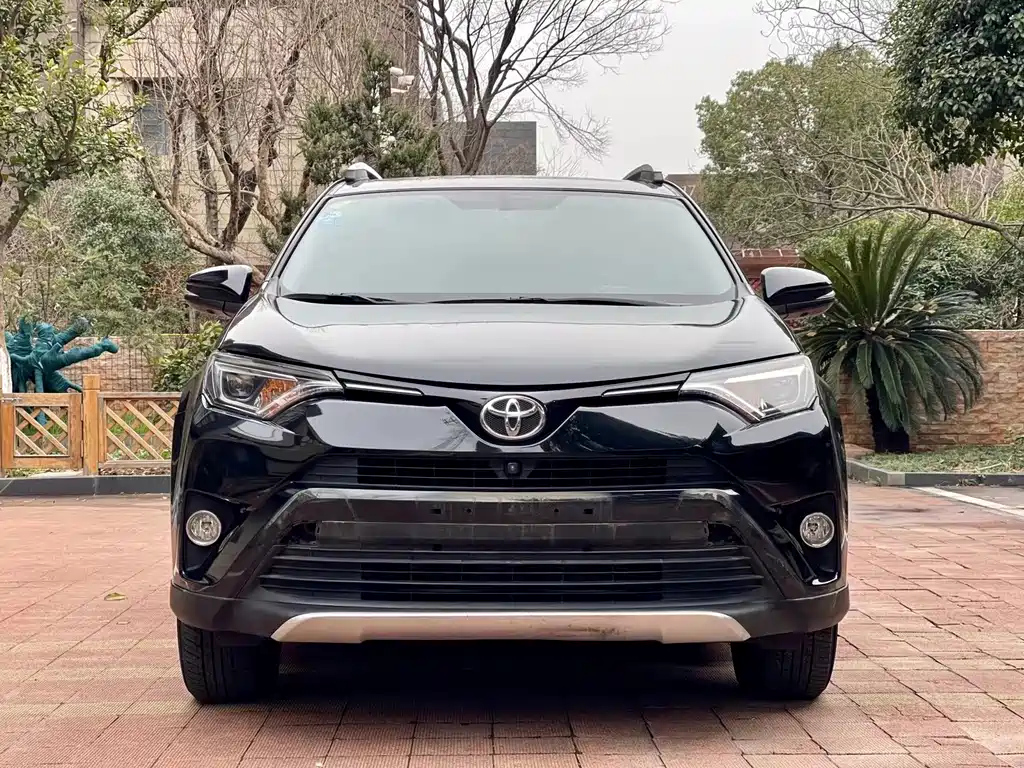 TOYOTA RAV4 RONGFANG 2018