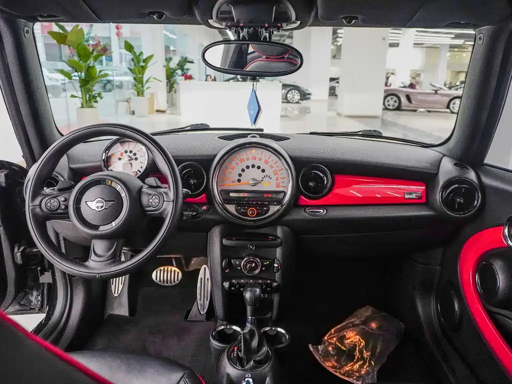 MINI OTHER 2012