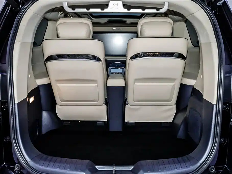 TRUMPCHI M8 2023