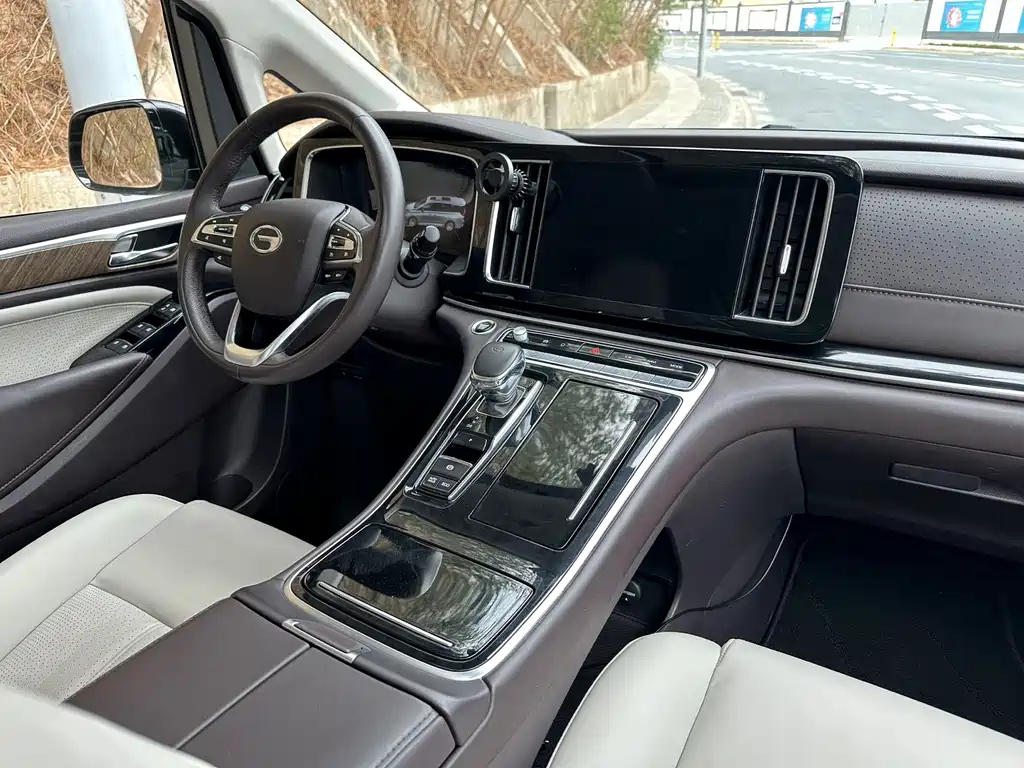 TRUMPCHI M8 2022