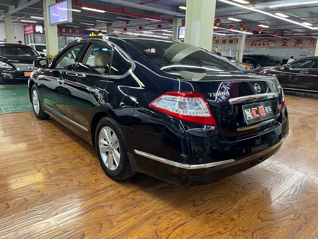 NISSAN TEANA 2012