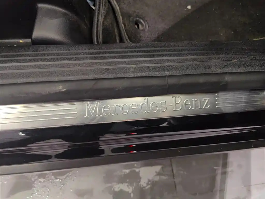 MERCEDES BENZ GLB 2021
