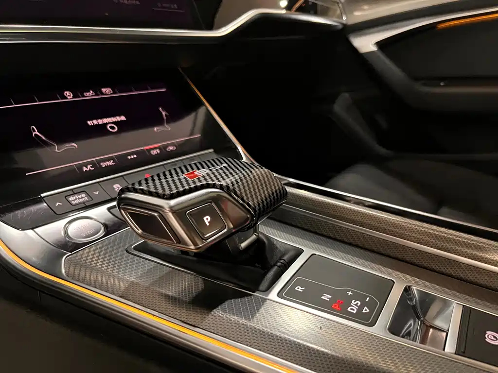AUDI A6L 2020