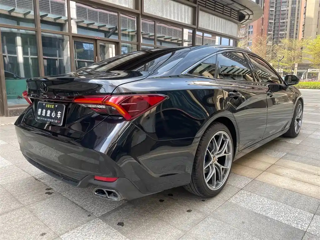 TOYOTA AVALON 2022