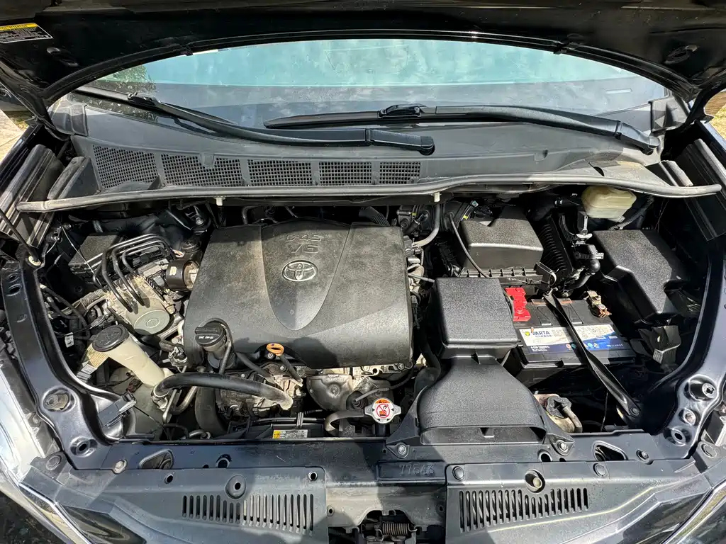 TOYOTA SIENNA 2017
