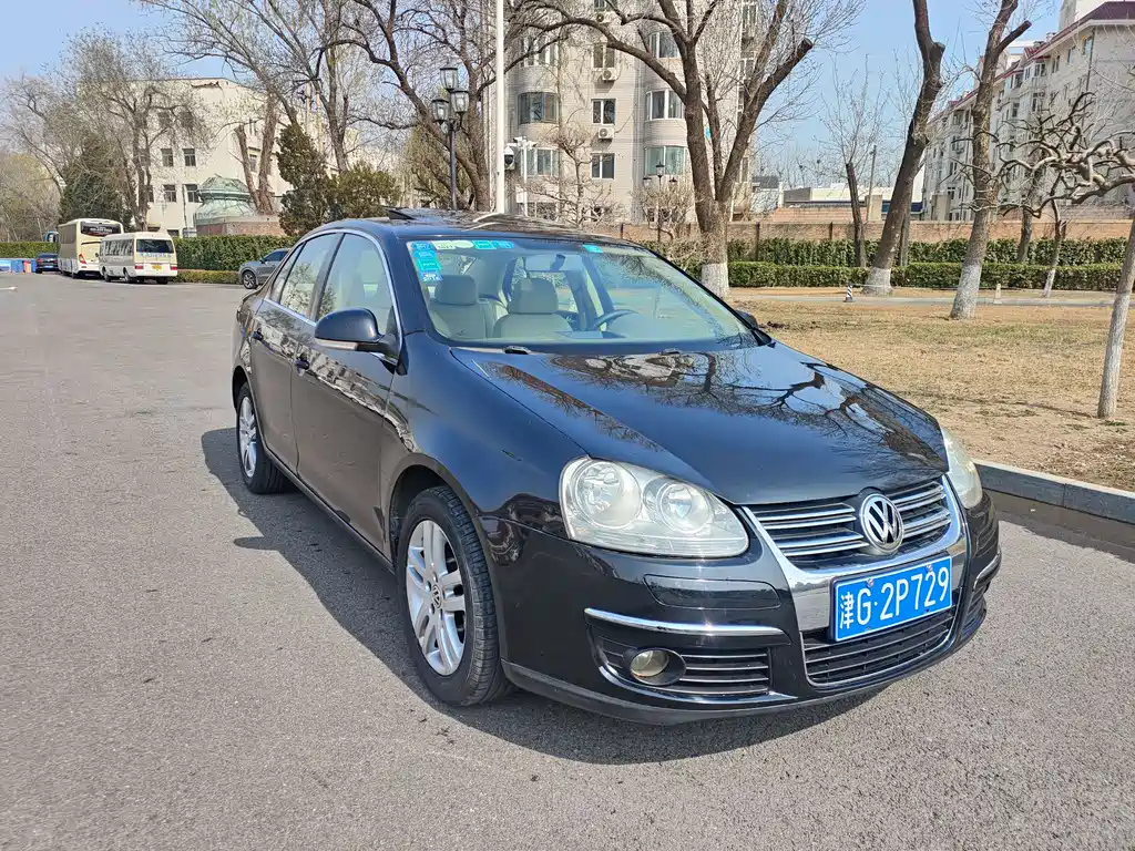 VOLKSWAGEN SAGITAR 2009