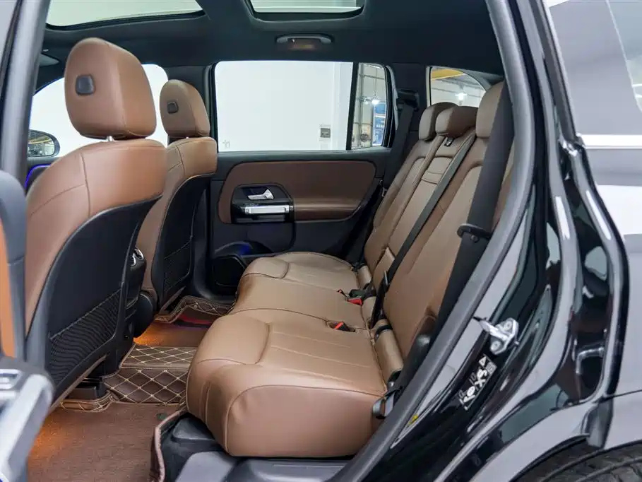 MERCEDES BENZ GLB 2022