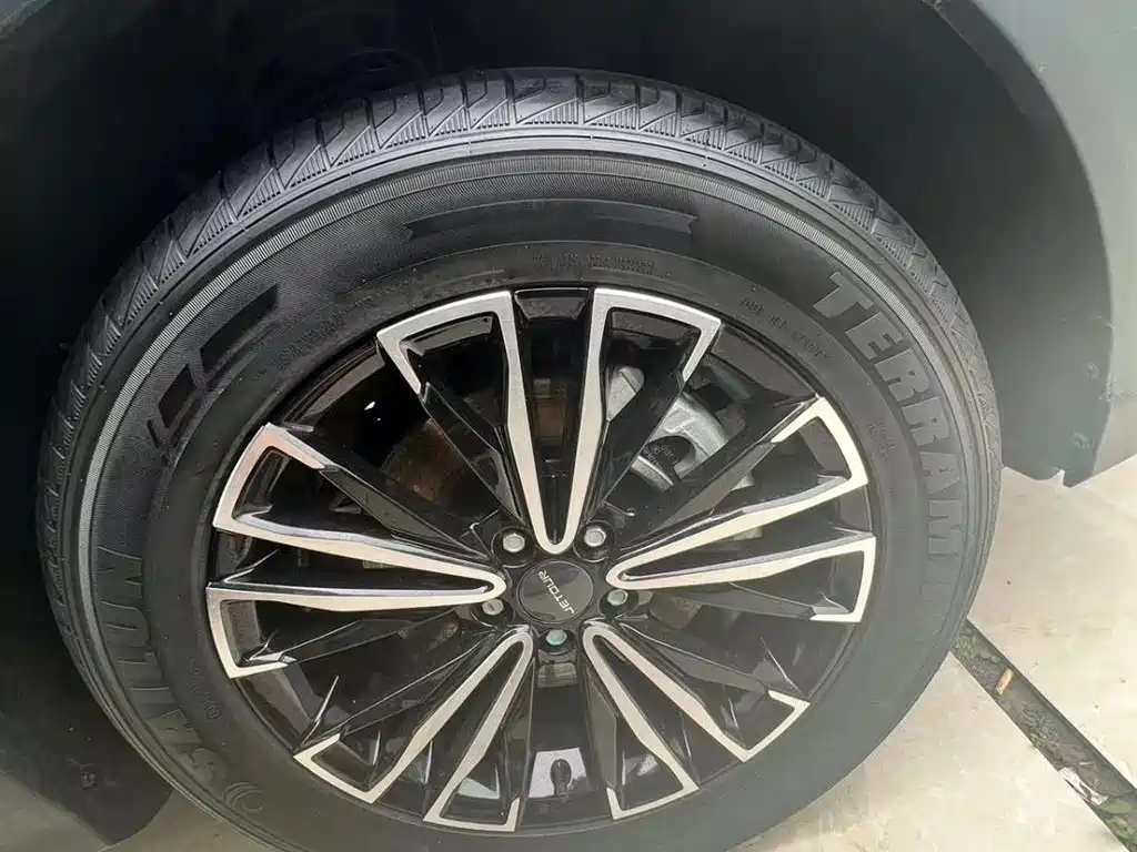 JETOUR X70 PLUS 2021