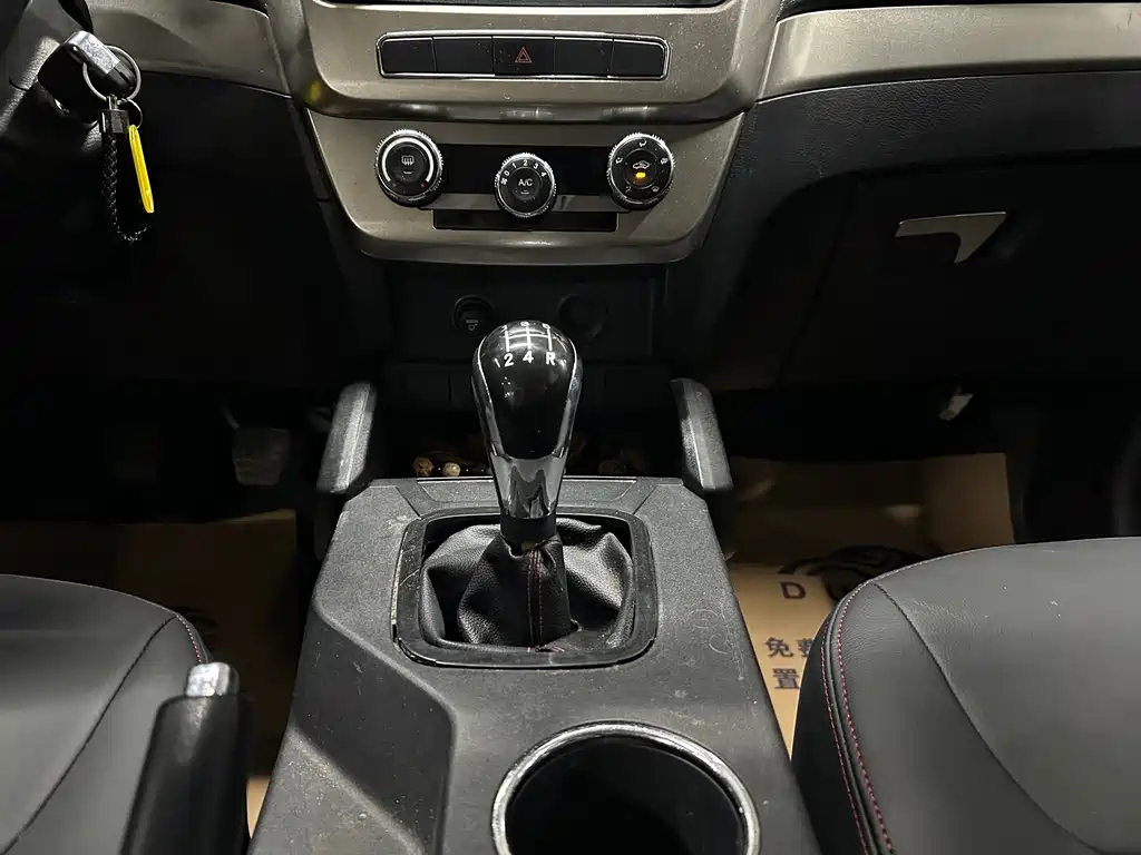 GEELY AUTO GEELY GX7 2015