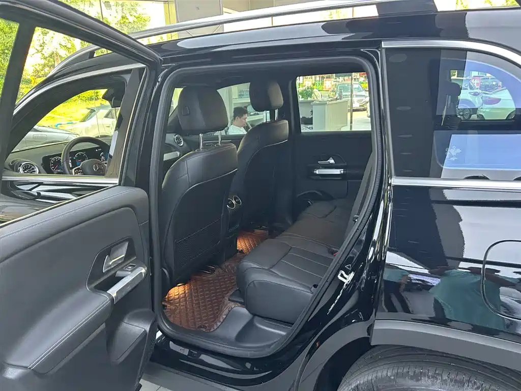 MERCEDES BENZ EQB 2023