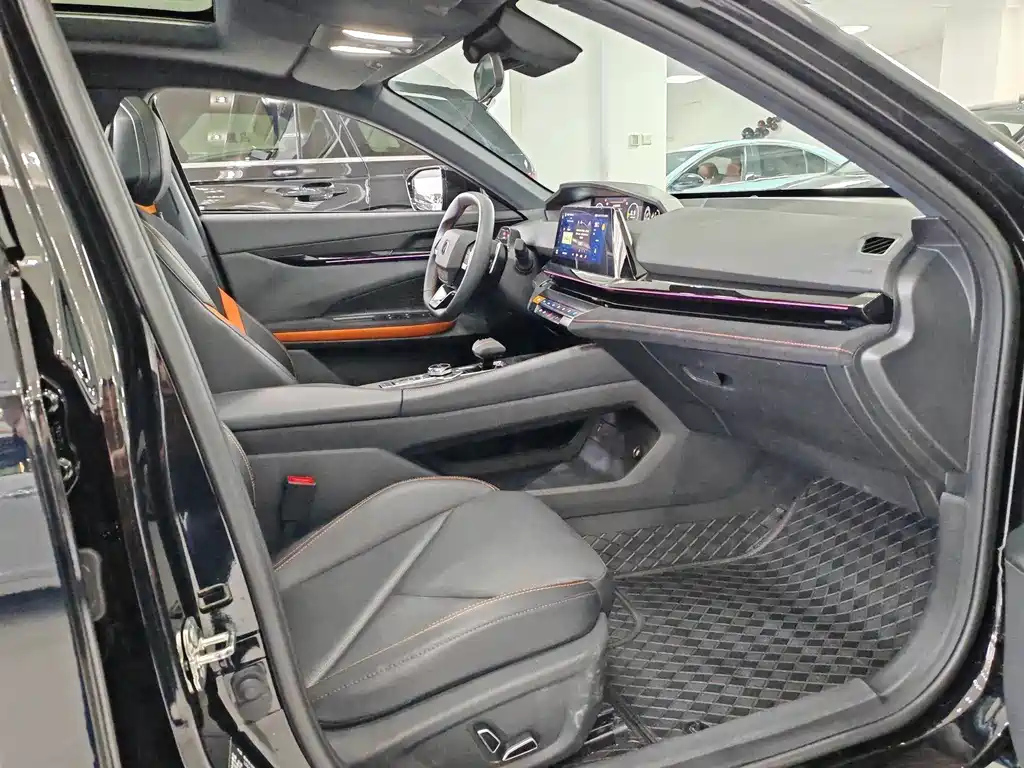 CHANGAN UNI-V 2022