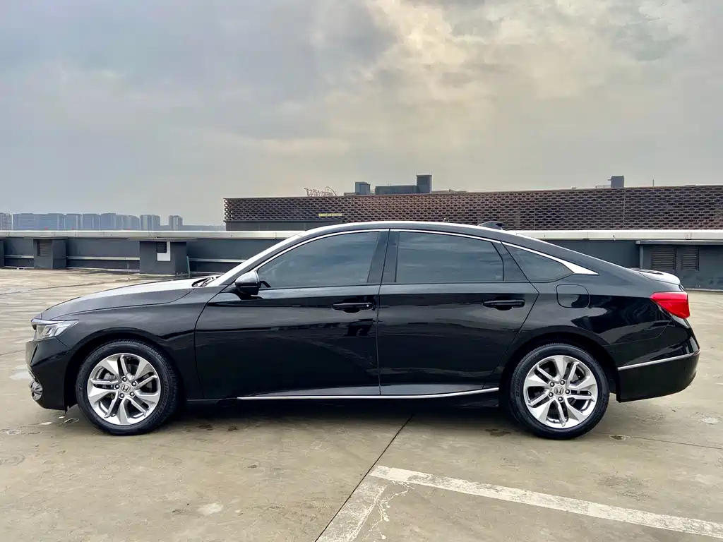 HONDA ACCORD 2020