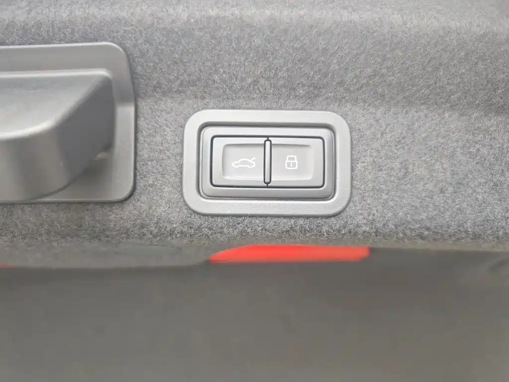 AUDI A6L 2024