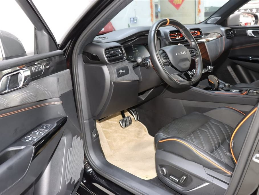 LYNK&CO 02 HATCHBACK 2021