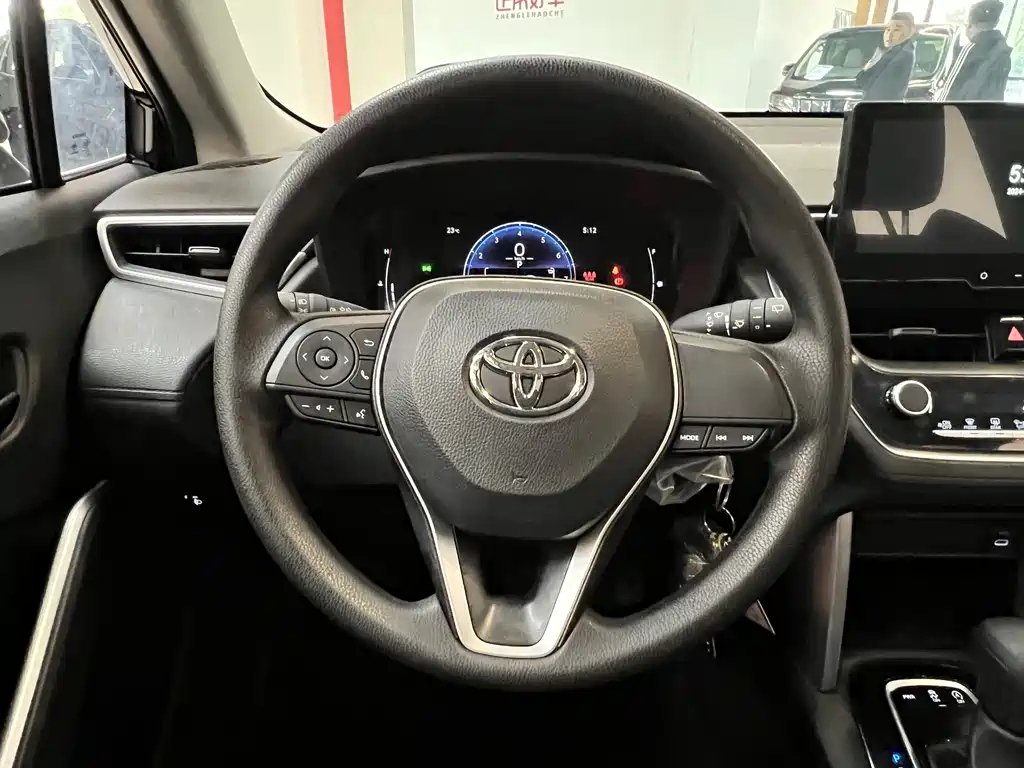 TOYOTA FRONTLANDER 2024