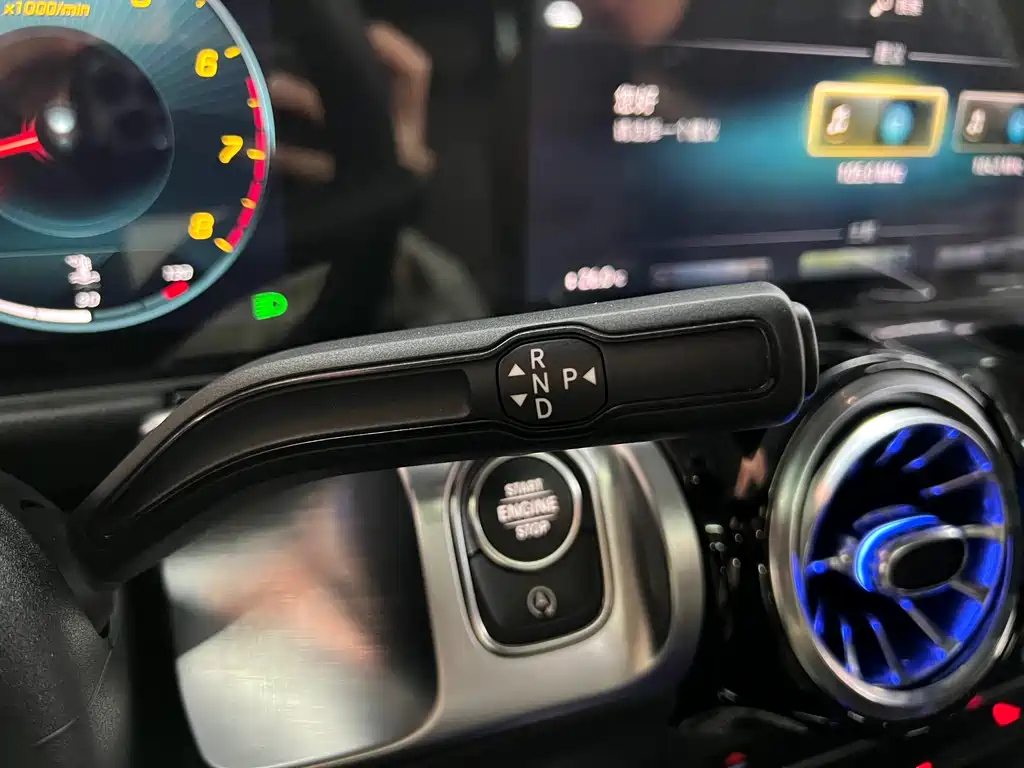 MERCEDES BENZ GLB 2020
