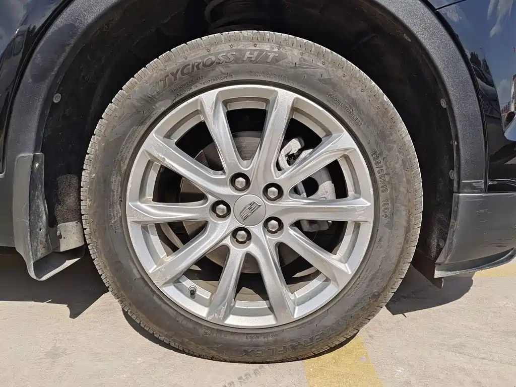 CADILLAC XT4 2021