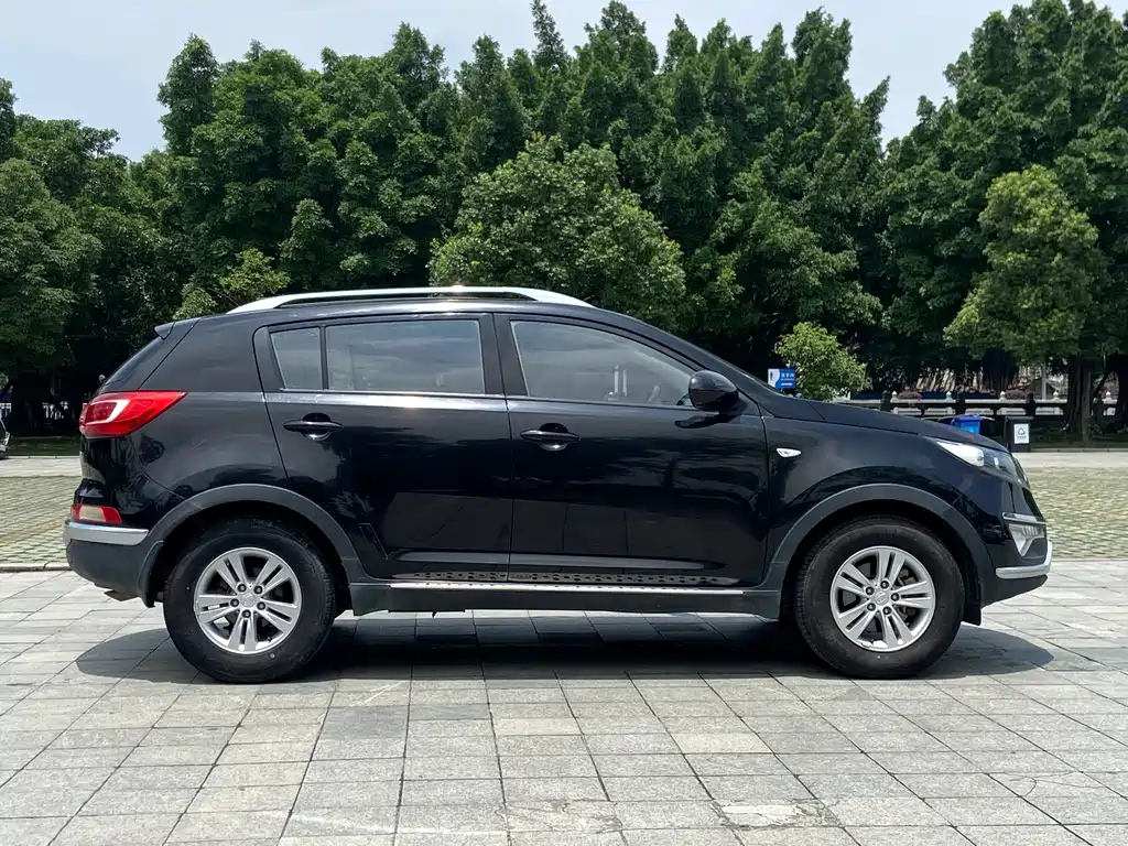 KIA SPORTAGE 2012