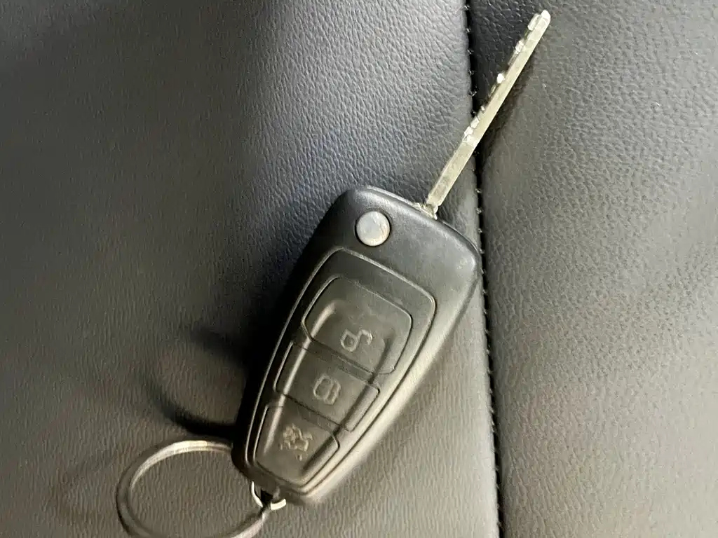 FORD ESCAPE 2016