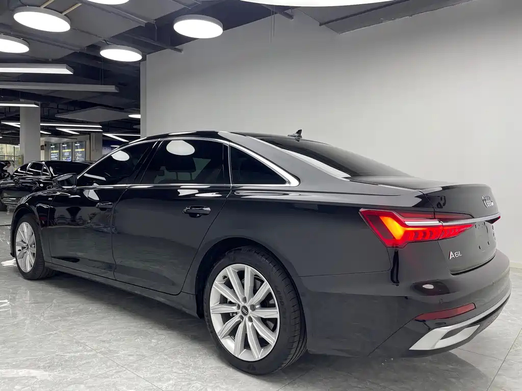 AUDI A6L 2023