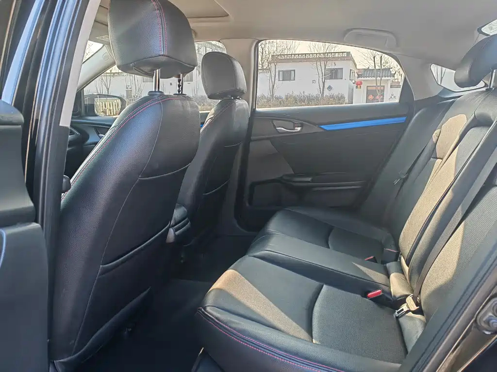 HONDA CIVIC 2018