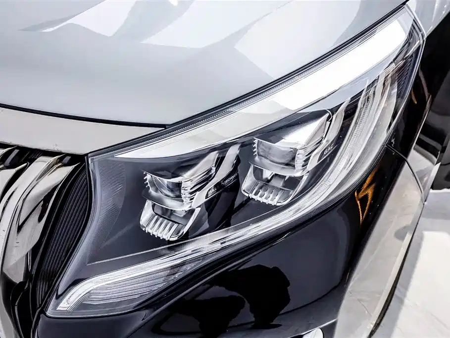 TRUMPCHI M8 2023