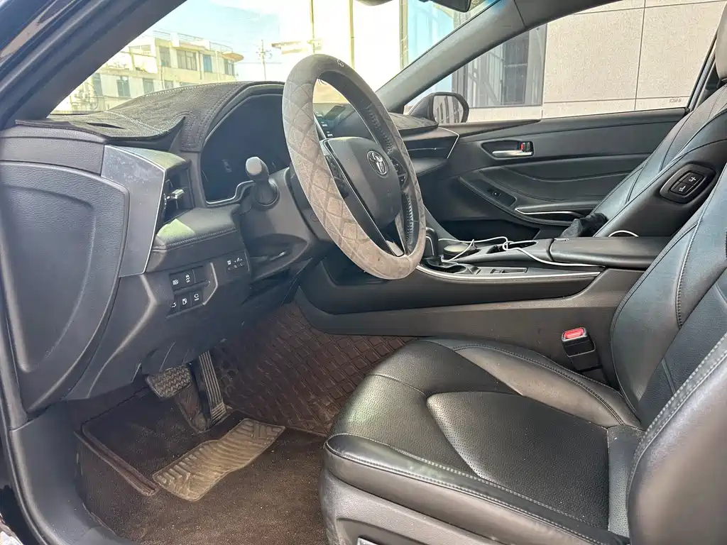 TOYOTA AVALON 2020