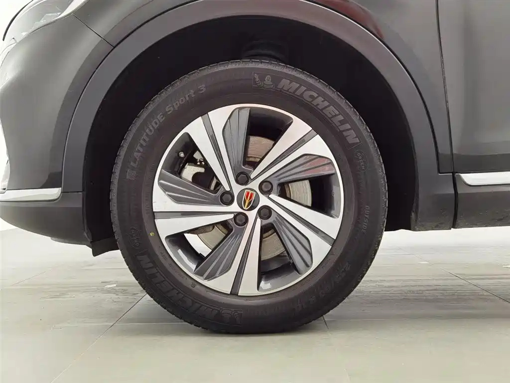 HONGQI HS5 2021