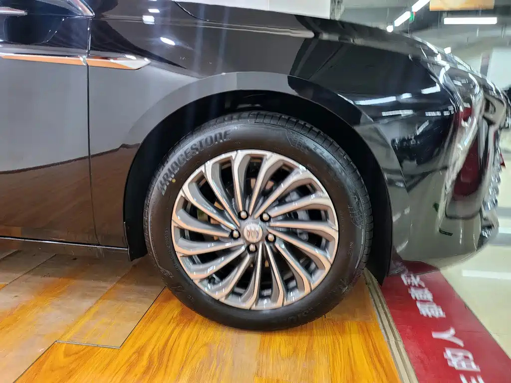 BUICK LACROSSE 2023