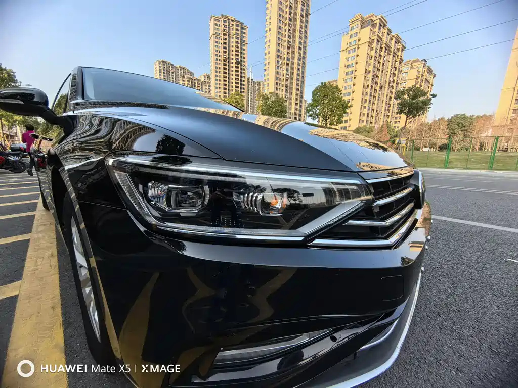 VOLKSWAGEN MAGOTAN 2021