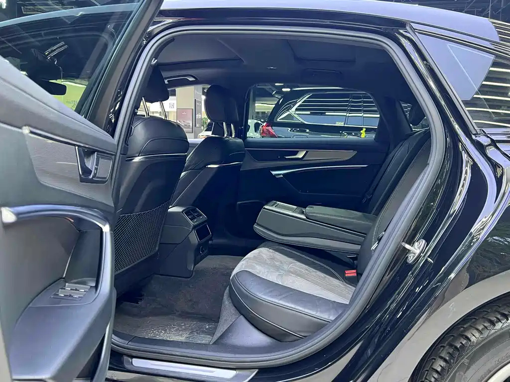 AUDI A6L 2021