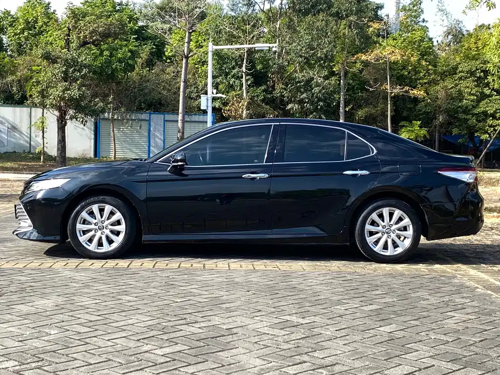 TOYOTA CAMRY 2018