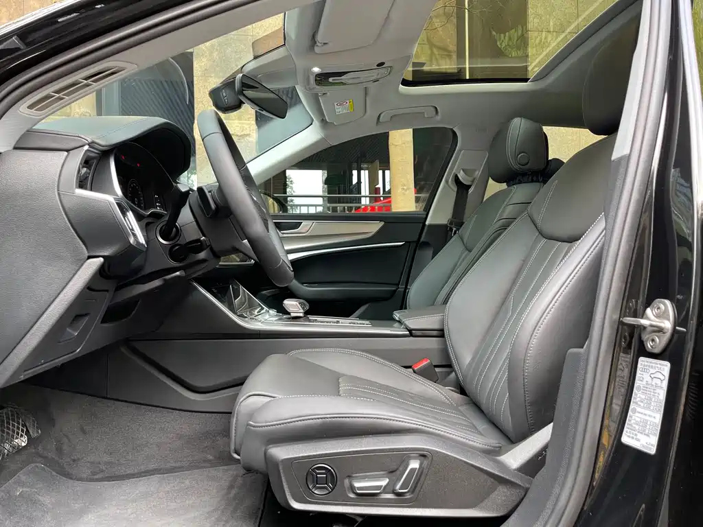AUDI A6L 2023