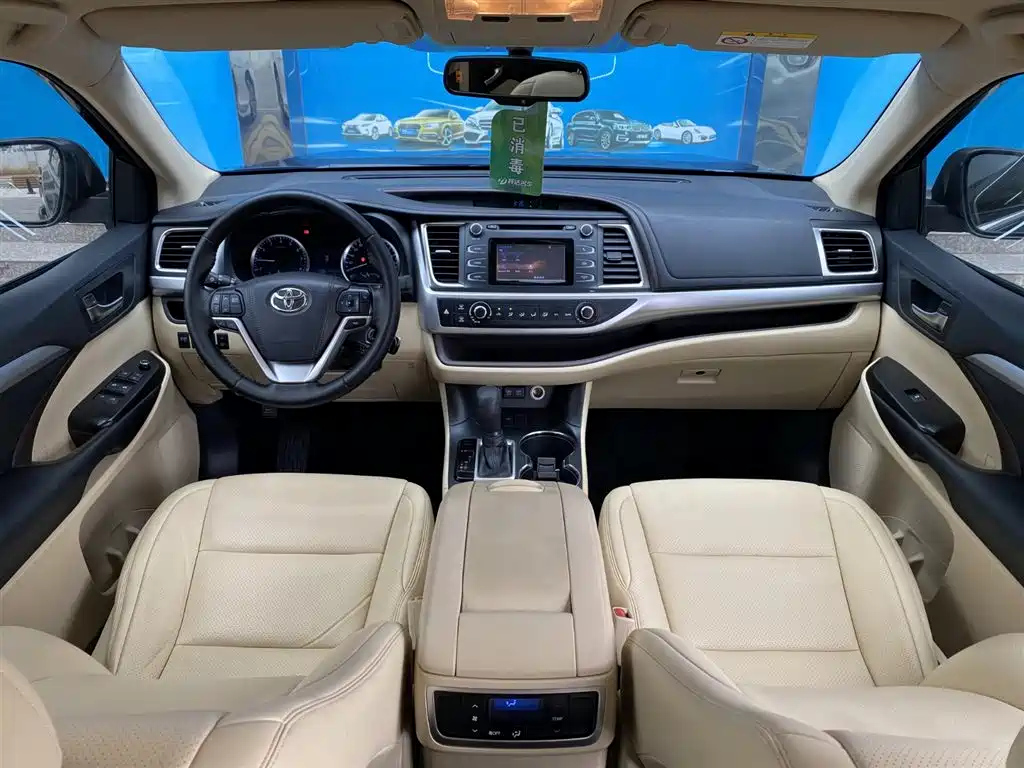 TOYOTA HIGHLANDER 2018