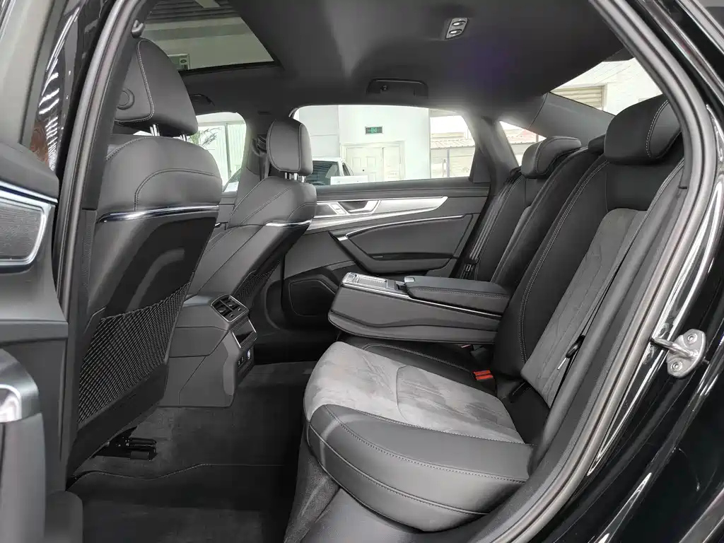 AUDI A6L 2024