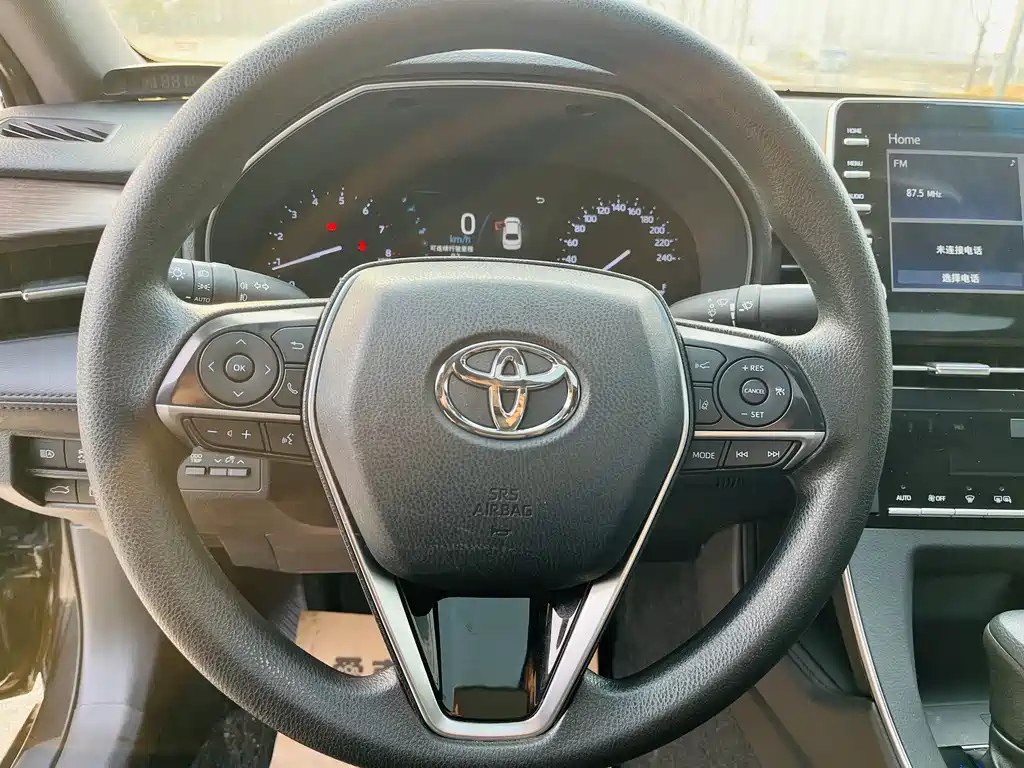 TOYOTA AVALON 2020