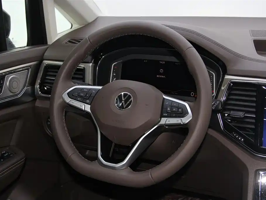 VOLKSWAGEN VILORAN 2022