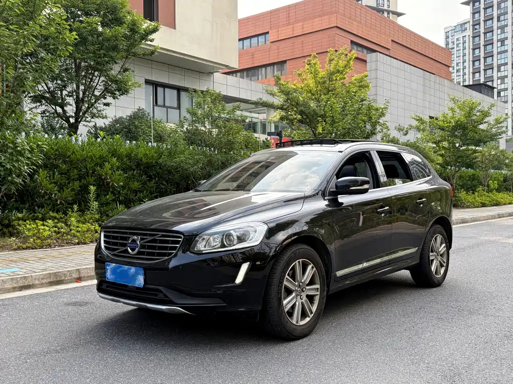 VOLVO XC60 2016