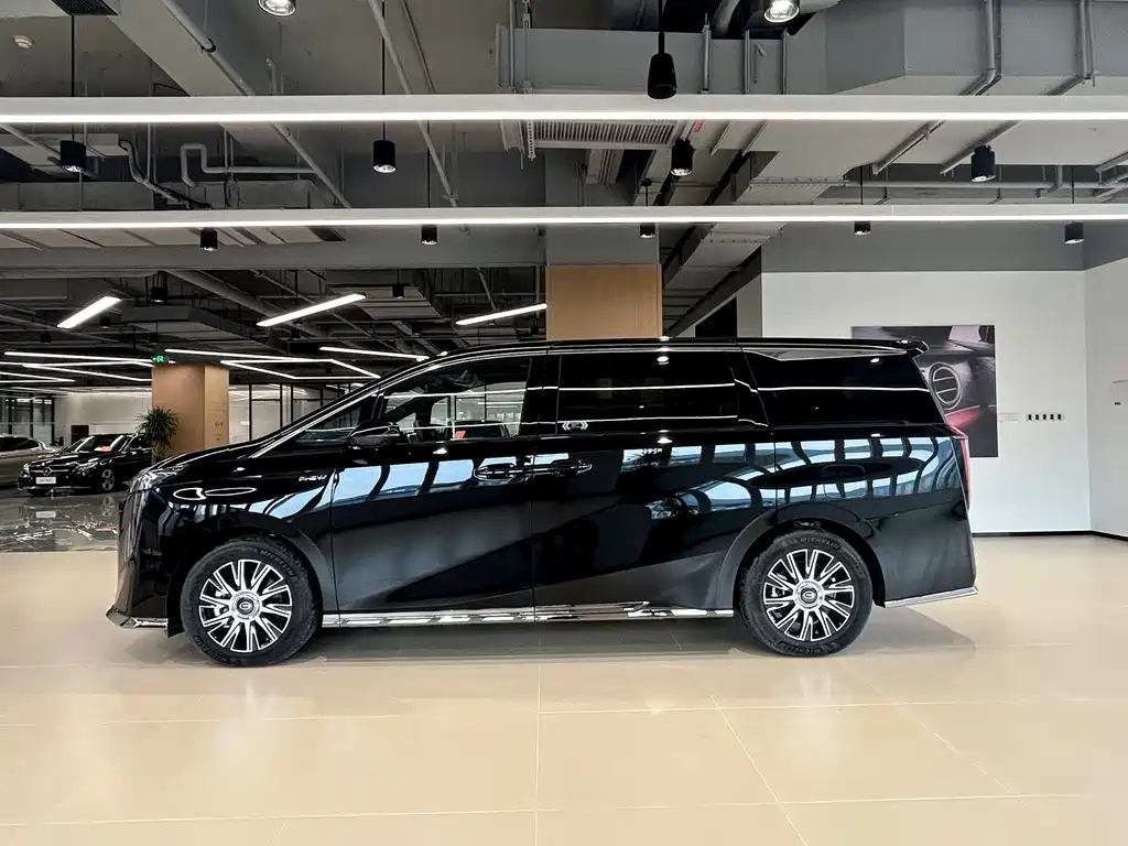 TRUMPCHI E9 2023