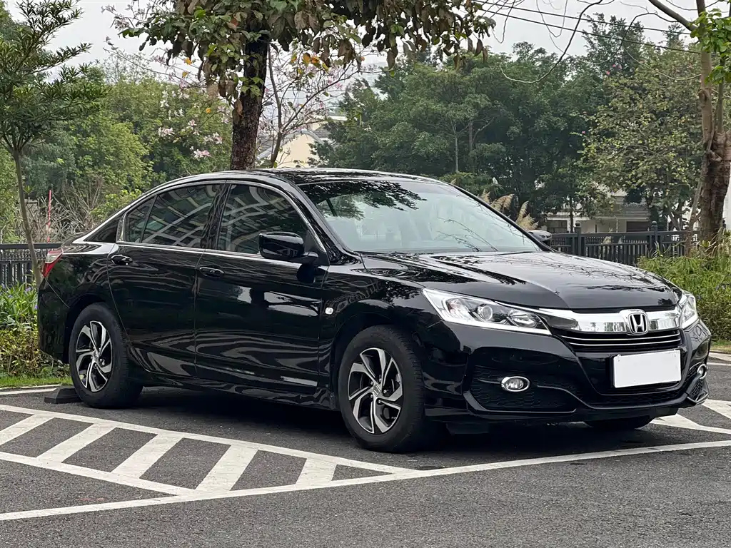 HONDA ACCORD 2018