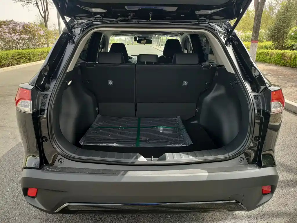 TOYOTA COROLLA CROSS 2024