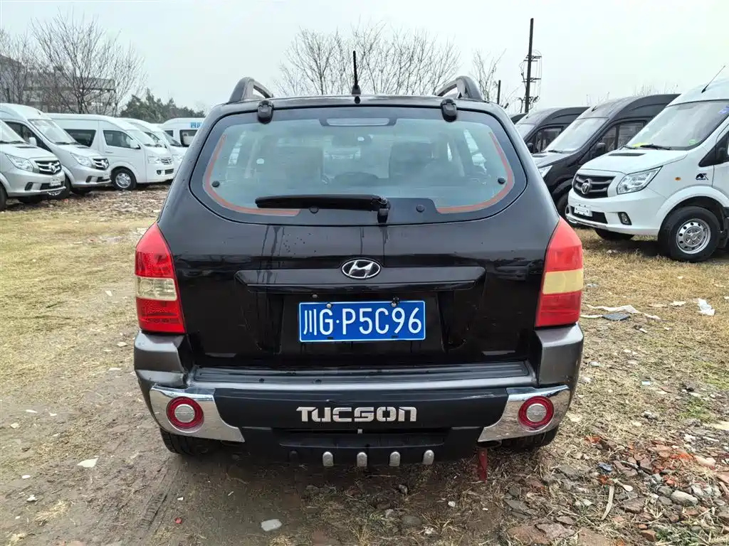 HYUNDAI TUCSON 2012