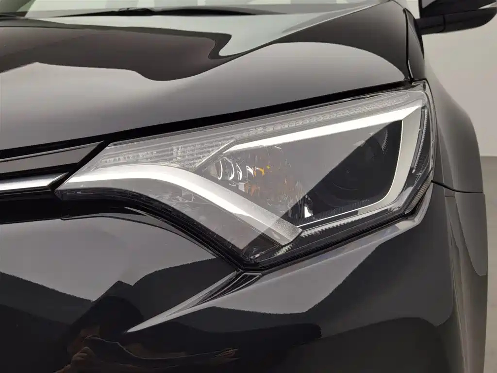TOYOTA RAV4 RONGFANG 2019