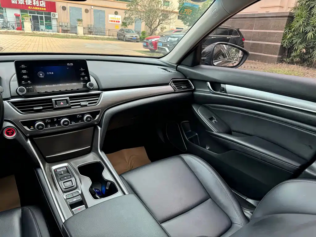 HONDA ACCORD 2021